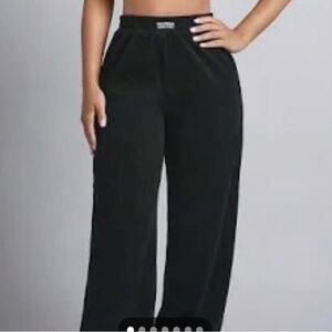 ALO Yoga Black Wide Leg Pants